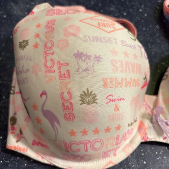 Victoria’s Secret Bikini Top Bra 34DD Swim Wear Spellout Hawaii Print Flamingo - Picture 2 of 7